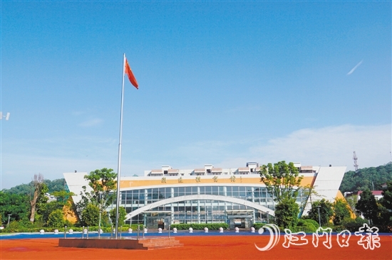 江門市實驗中學(xué)（高中部）環(huán)境優(yōu)美。