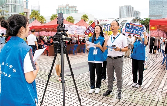 本次招聘會同步設立了直播云聘會專區(qū)，通過線上直播介紹參會企業(yè)及招聘需求。