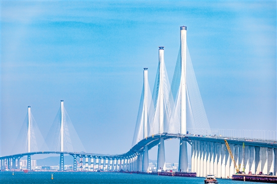 5座主塔猶如“定海神針”。