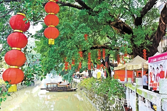 岸綠景美、人水和諧的生態(tài)畫(huà)卷在高村村緩緩展開(kāi)。