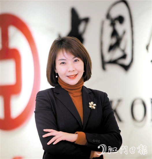 中國銀行江門分行高級經(jīng)理兼公司金融部主任鄧彩虹 中國銀行江門分行高級經(jīng)理兼公司金融部主任鄧彩虹