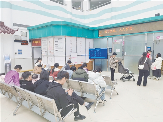 3月要注意防范流感、新冠病毒感染、諾如病毒感染性腹瀉、水痘等傳染病。