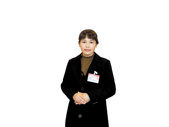開平市人大代表，蒼城鎮(zhèn)大羅村黨總支書記、村委會(huì)主任林幼瓊