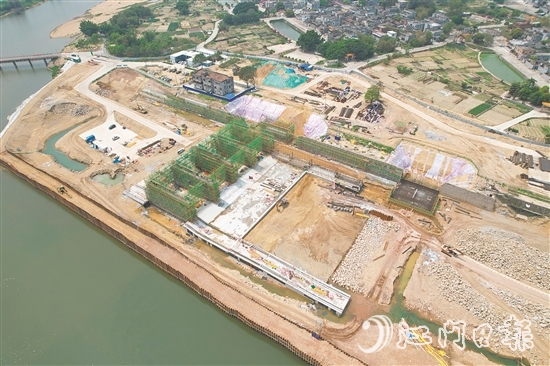 東成水閘重建工程施工現(xiàn)場(chǎng)。