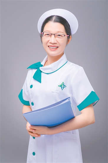 姓名:黃奇花 姓名:黃奇花