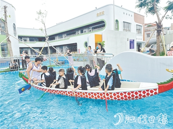 江海區(qū)各級黨群服務(wù)中心常態(tài)化開展龍舟體驗活動。