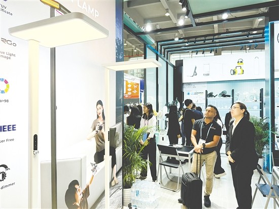 健康光產(chǎn)品受到青睞。