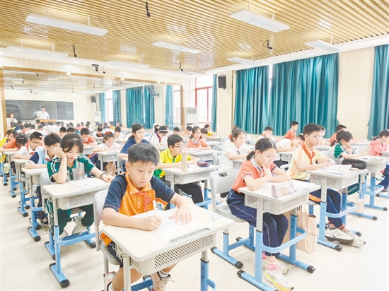 本次活動考驗(yàn)學(xué)生的腦力和“言值”。