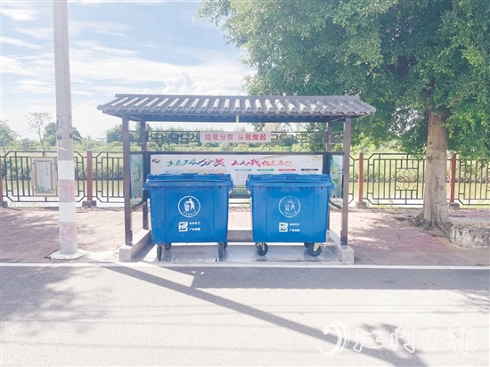 古井鎮(zhèn)洲朗村垃圾收集點(diǎn)升級(jí)改造后，變得干凈整潔。