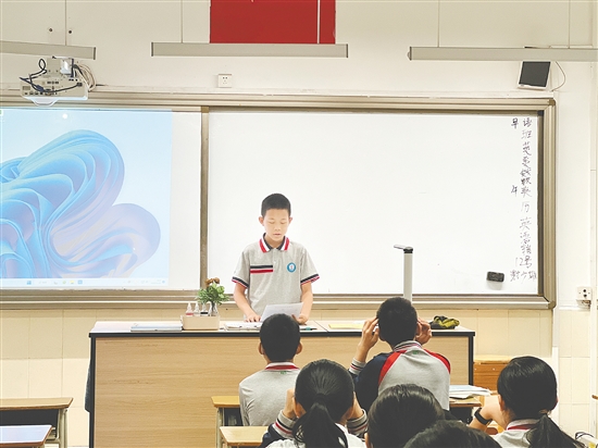 謝王亮分享學(xué)習(xí)經(jīng)驗(yàn)。