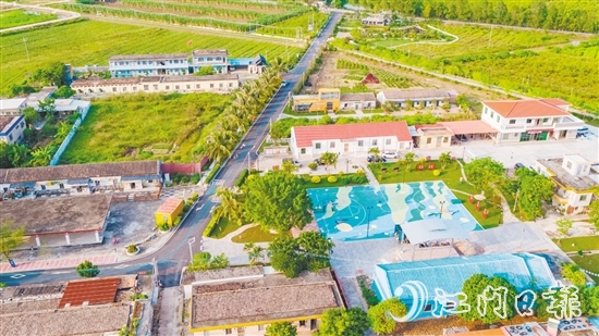 海宴鎮(zhèn)南豐村著力建設(shè)東南亞風(fēng)情文旅名村，繪就一幅生態(tài)美、產(chǎn)業(yè)興、僑情濃的振興畫卷。