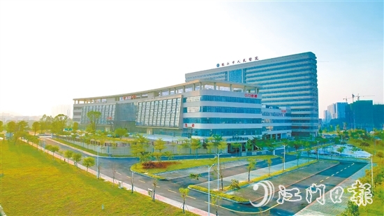 鶴山市人民醫(yī)院新院區(qū)已投入使用。