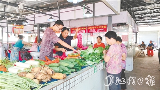 干凈有序的疏導(dǎo)點(diǎn)，得到市民的普遍認(rèn)可。