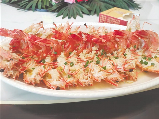 開(kāi)漁后，食客可盡情品嘗新鮮美味海鮮。