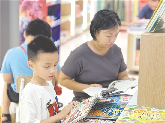 臺(tái)山市精心策劃“書(shū)香臺(tái)山”系列品牌活動(dòng)，在全社會(huì)營(yíng)造濃厚閱讀氛圍。