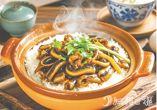用臺山大米制作的煲仔飯別有一番風味。