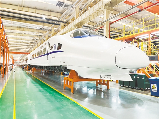 中車（廣東）軌道交通車輛有限公司生產(chǎn)車間。