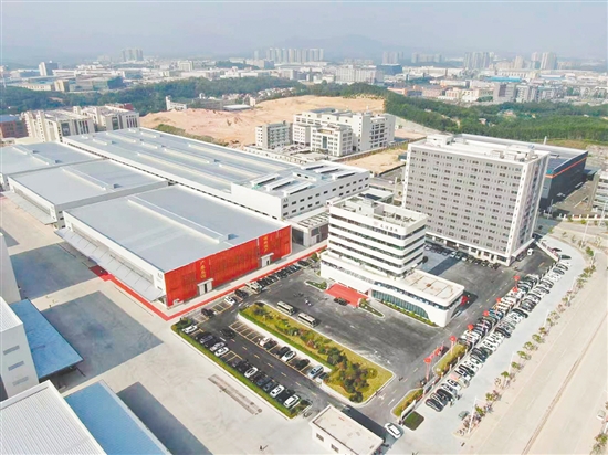 廣東友誼新材料項目于2025年11月6日建成投產(chǎn)。