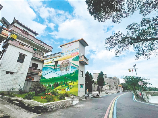 龍口鎮(zhèn)霄南村聚焦鮮卑歷史文化與非遺資源，走出一條以文化為核心、以體驗(yàn)為亮點(diǎn)的特色發(fā)展之路。