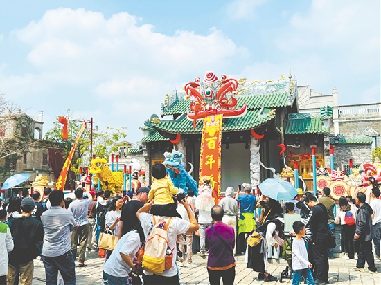 赤坎華僑古鎮(zhèn)熱鬧卻不擁擠。