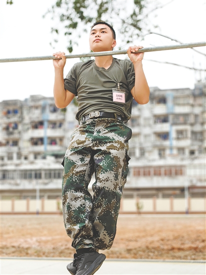 新會(huì)區(qū)應(yīng)征青年翁梓峻