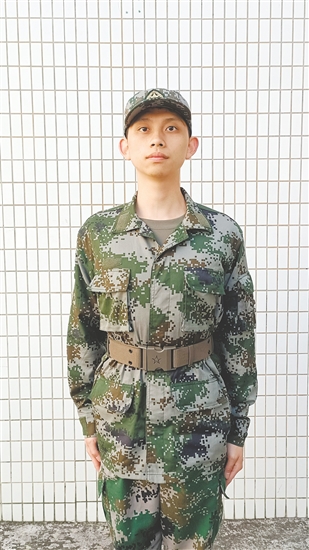 開(kāi)平市應(yīng)征青年方銘深