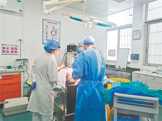 無痛后裝治療讓患者更容易接受。