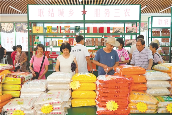 鶴山市供銷合作聯(lián)社將持續(xù)做強“鶴山優(yōu)品”品牌，推動品牌年銷售額突破1000萬元。