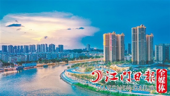 江門河一河兩岸盡顯繁華。