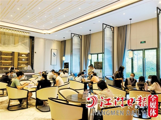 “雙十一”樓盤促銷給力，吸引消費者關(guān)注。