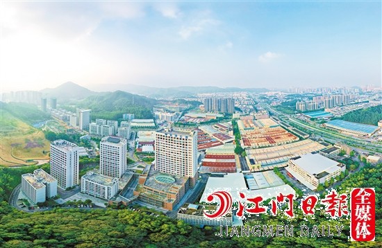 蓬江區(qū)群星村后門(mén)山工業(yè)區(qū)鳥(niǎo)瞰圖。