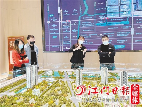 公積金優(yōu)惠政策，減輕了購房人的資金壓力，釋放了住房消費(fèi)潛力。