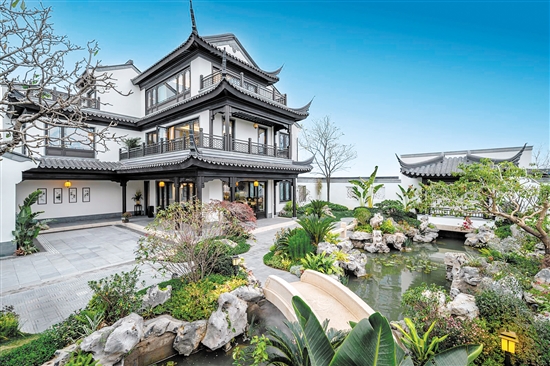 綠城濱江·潮聞東方合院實現了院落與自然巧妙融合。