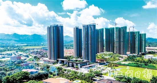 今年上半年，本土房企銷量出色。