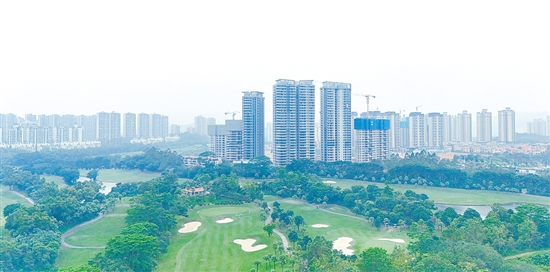 在動工的存量住宅用地中，有多個(gè)已在銷售中的熱點(diǎn)樓盤。