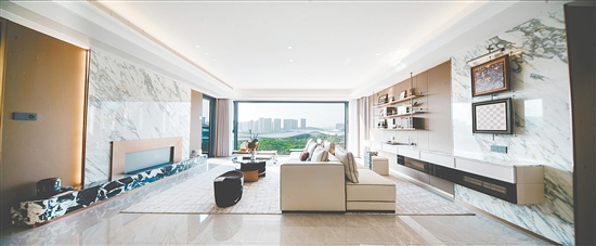 全新加推的7棟是“頭排觀景樓棟”。