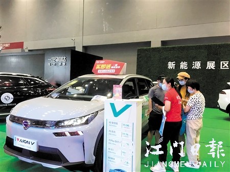 業(yè)內人士建議，想買車的消費者盡早下訂。