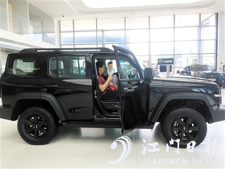 部分熱銷車型即使加價也沒辦法插隊。