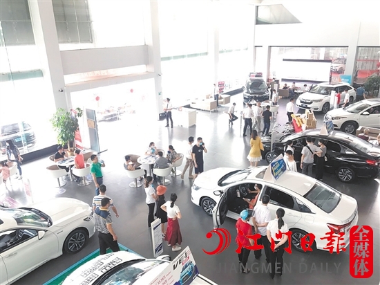 補(bǔ)貼的發(fā)放，將進(jìn)一步激發(fā)消費(fèi)者的購車熱情。