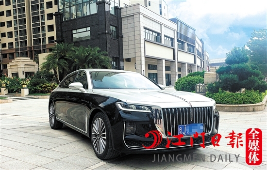 紅旗H9外觀霸氣十足。