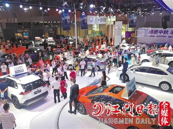 十年來，江門車展檔次越來越高。