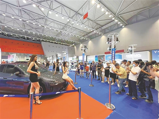 車展現(xiàn)場將有不少備受矚目的汽車品牌亮相。