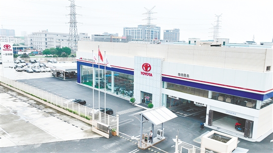 一汽豐田江門永佳4S店位于江門市江海區(qū)五邑路456號。